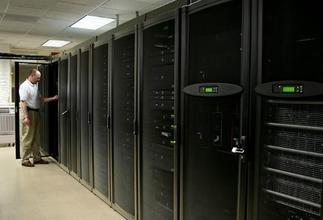 中國人來(lái)看看美國的機房究竟好在哪？好在什么地方？